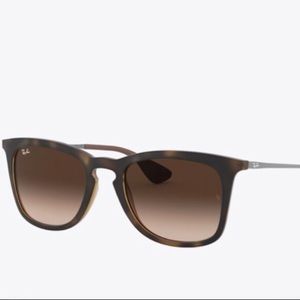 Ray-Ban Havana tortoise sunglasses